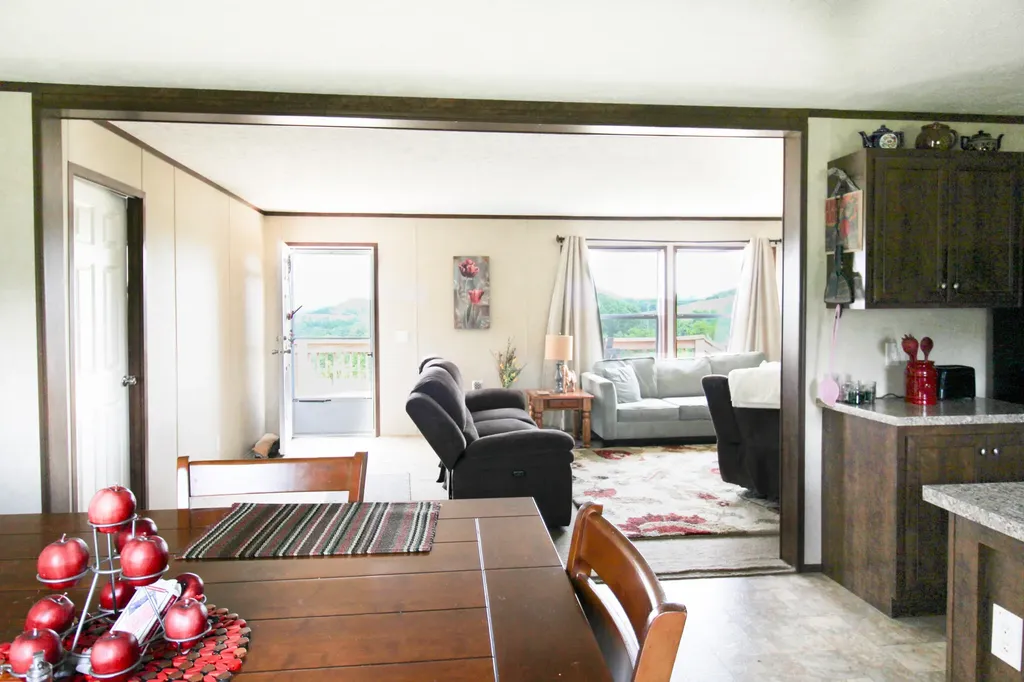 385 Mosby Creek Road Sparta KY 41086