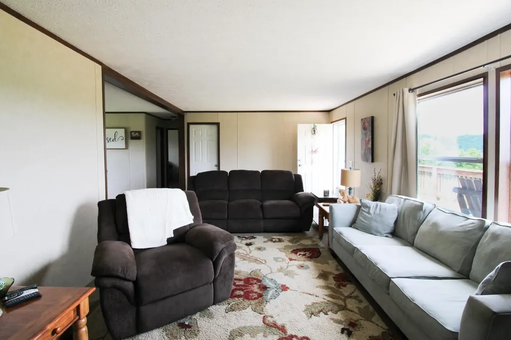 385 Mosby Creek Road Sparta KY 41086