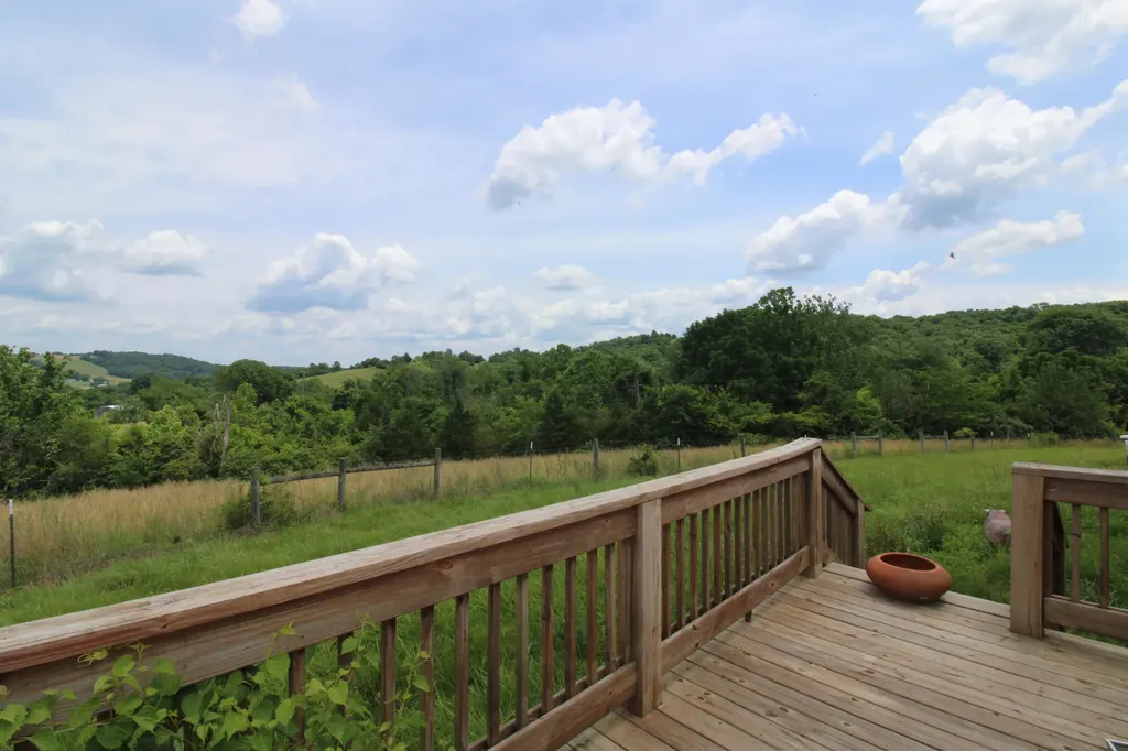 385 Mosby Creek Road Sparta KY 41086