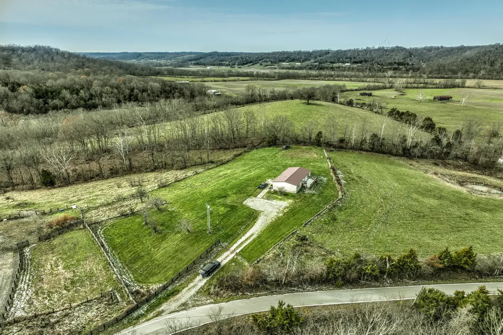 385 Mosby Creek Road Sparta KY 41086