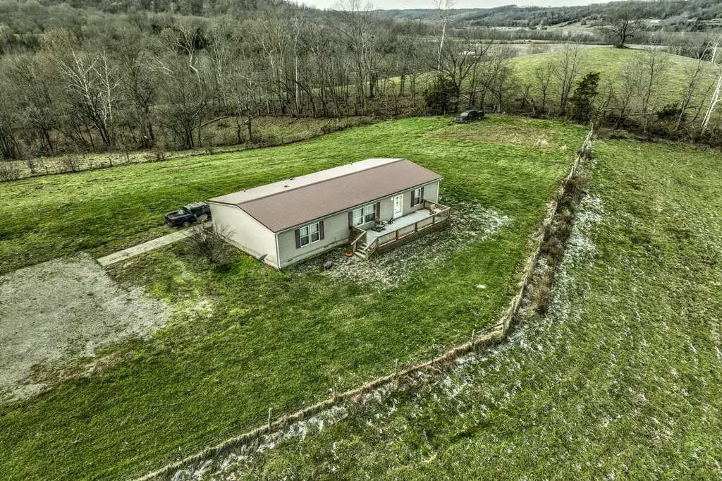 385 Mosby Creek Road Sparta KY 41086