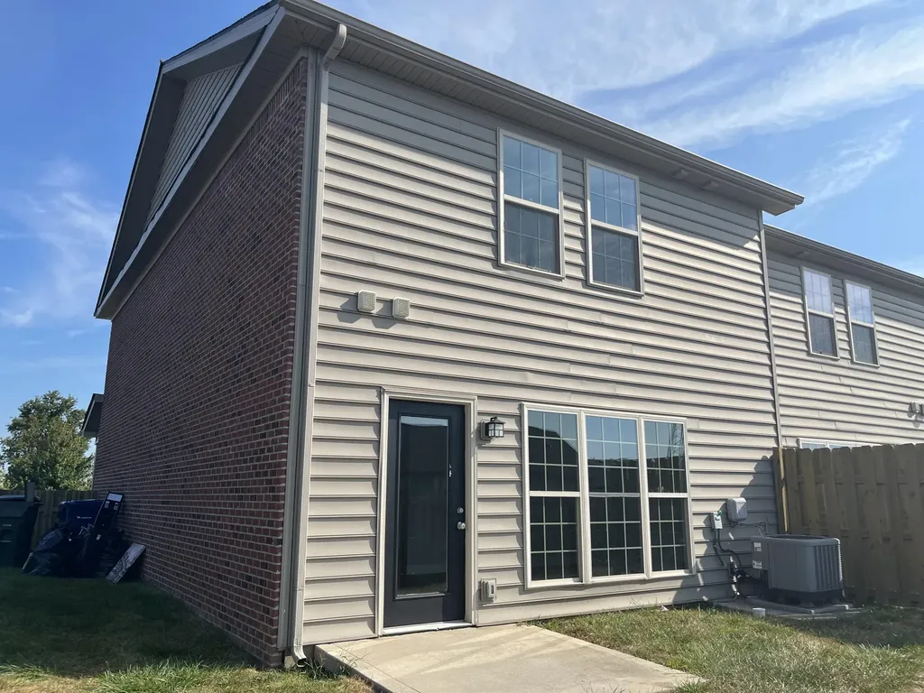 2584 Kearney Ridge Boulevard Lexington KY 40511