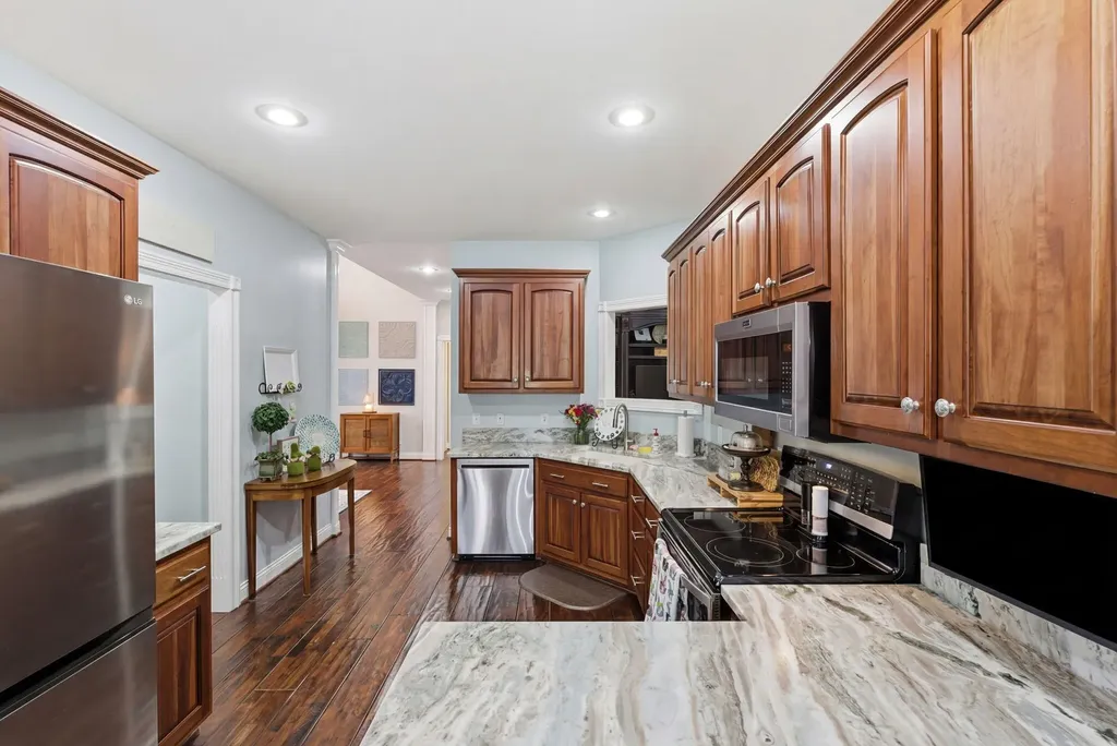 911 Wheatfield Road Harrodsburg KY 40330