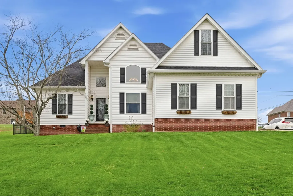 911 Wheatfield Road Harrodsburg KY 40330