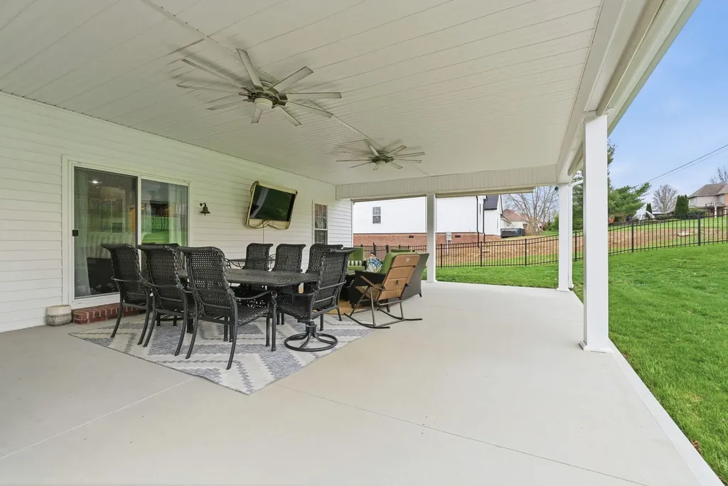 911 Wheatfield Road Harrodsburg KY 40330