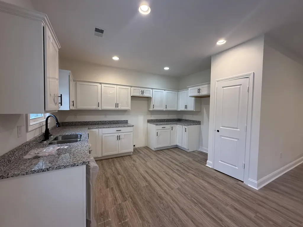 300 Cinchpost Circle London KY 40744