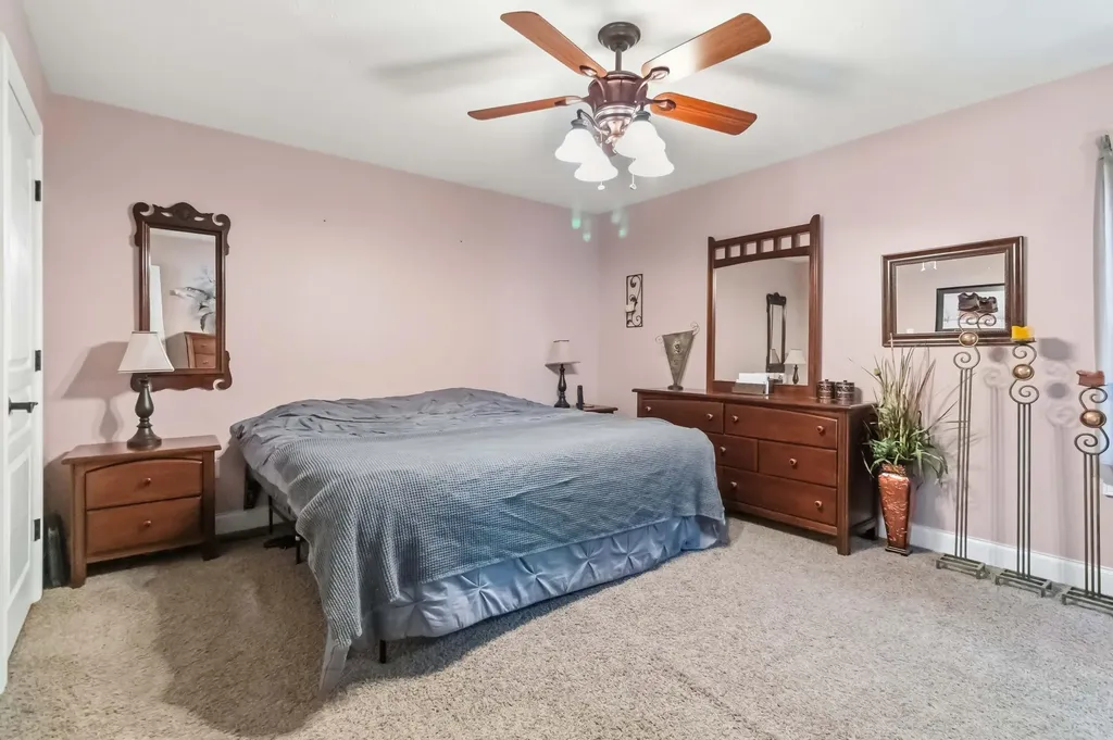 290 Twin Rivers Circle Bronston KY 42518