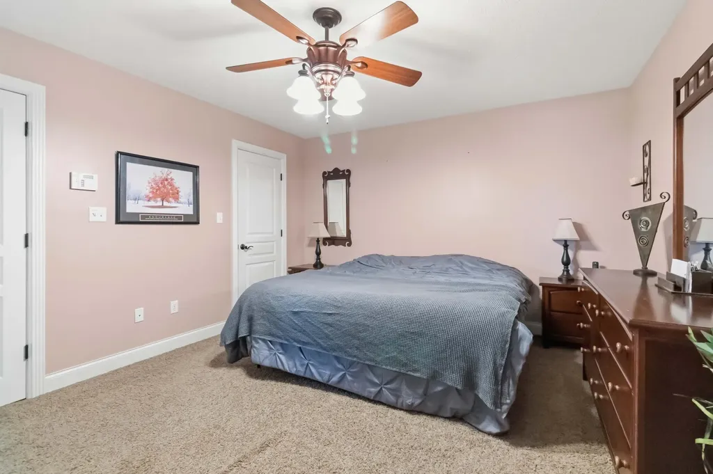 290 Twin Rivers Circle Bronston KY 42518
