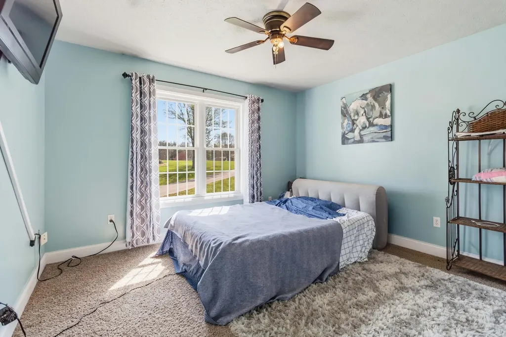 290 Twin Rivers Circle Bronston KY 42518