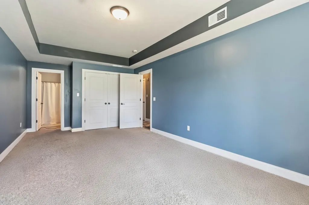 290 Twin Rivers Circle Bronston KY 42518