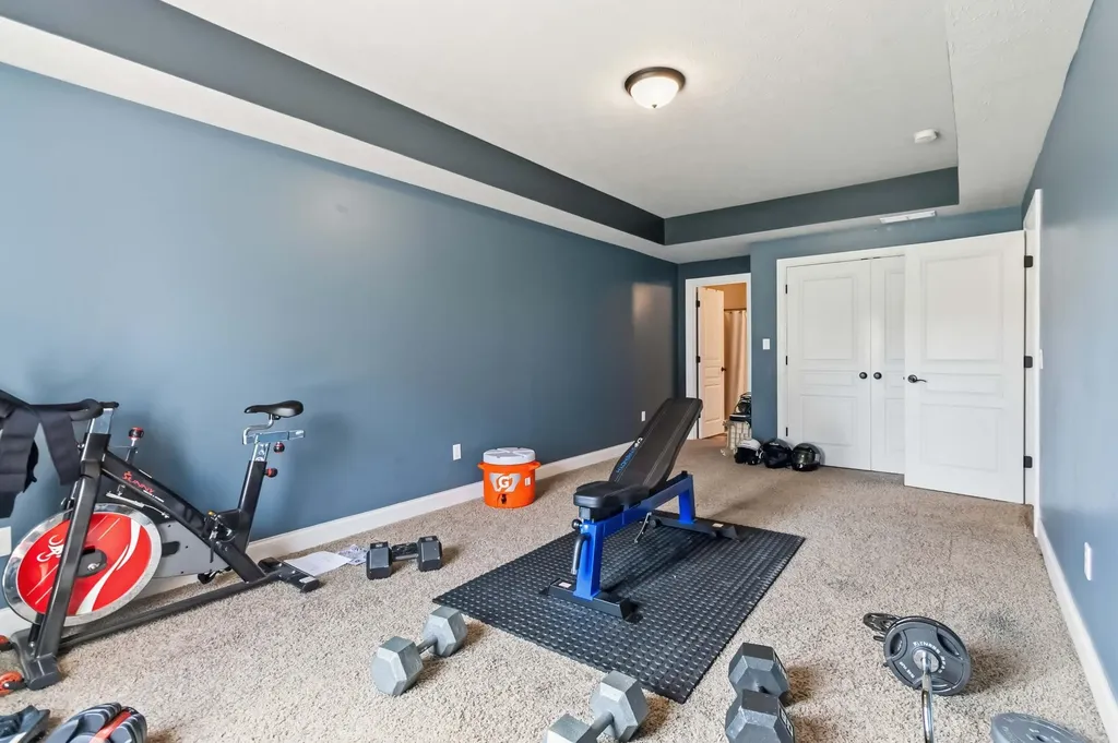 290 Twin Rivers Circle Bronston KY 42518