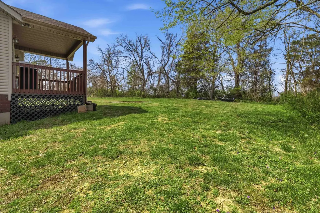 290 Twin Rivers Circle Bronston KY 42518