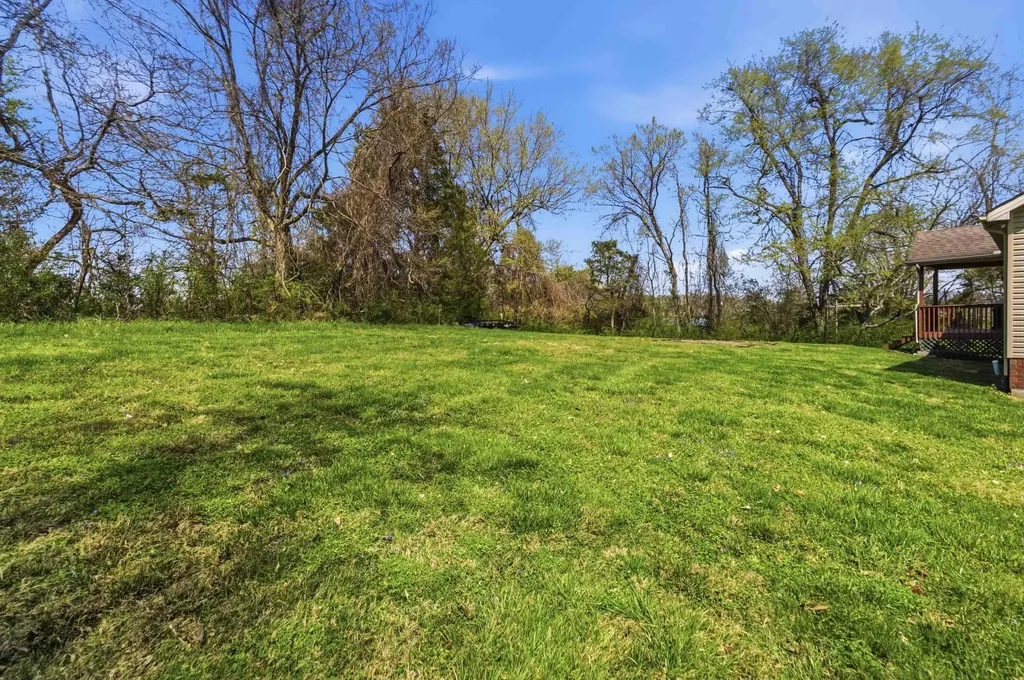 290 Twin Rivers Circle Bronston KY 42518