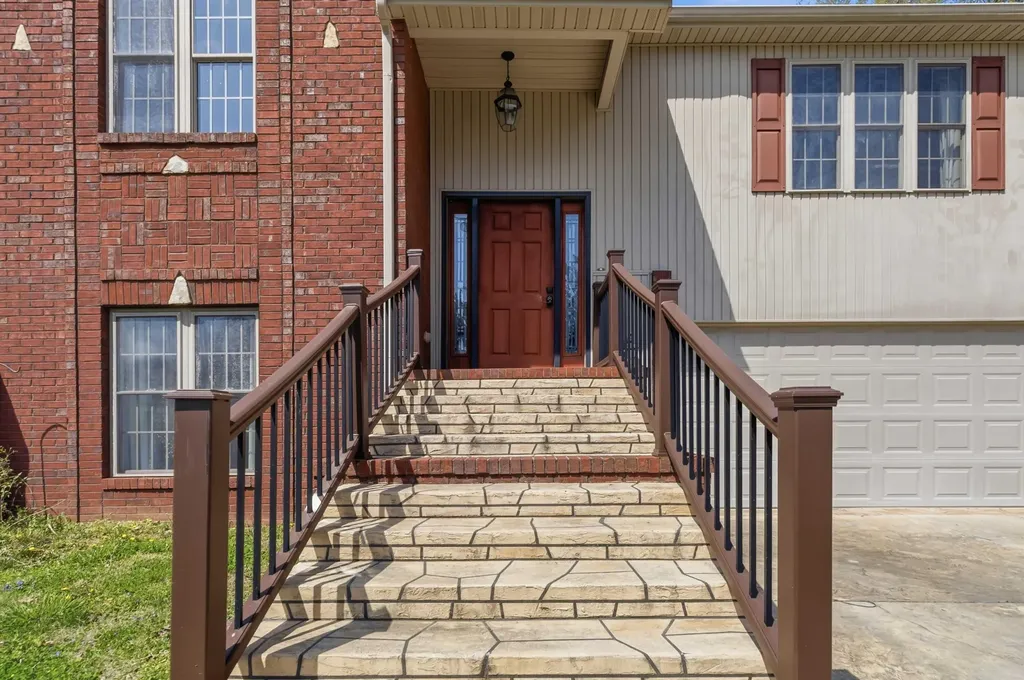 290 Twin Rivers Circle Bronston KY 42518