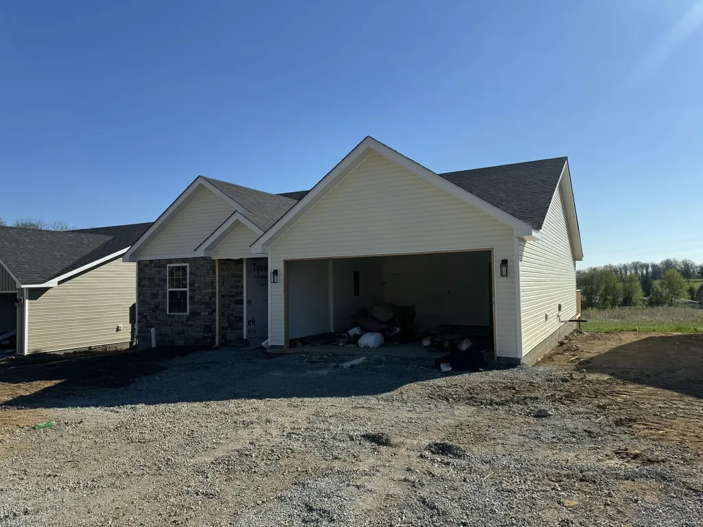 109 Brooks Danville KY 40422