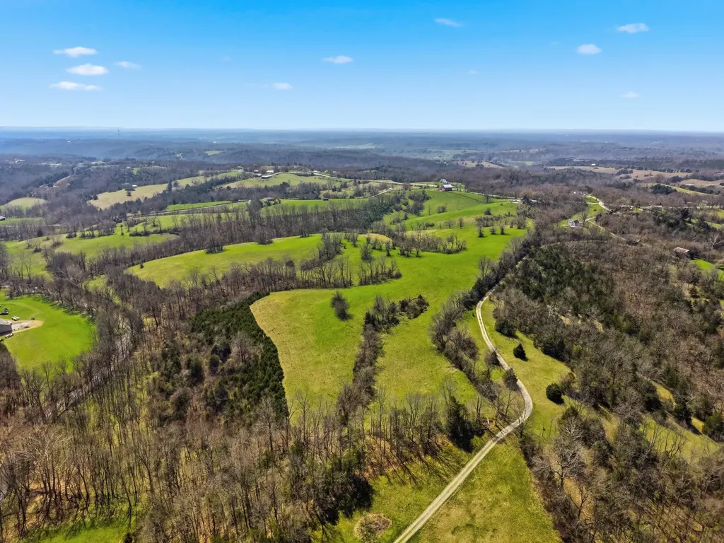 161 Central Pike Harrodsburg KY 40330