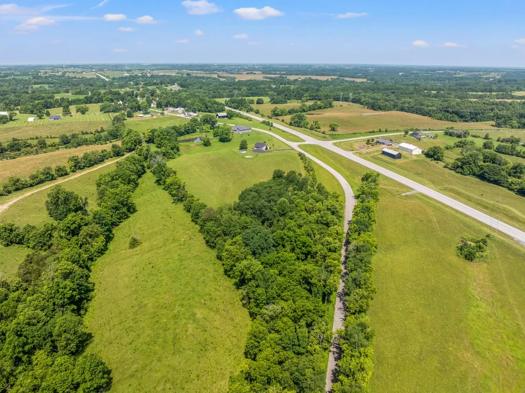 761 Texas Loop Road Springfield KY 40069