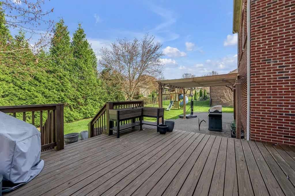 2428 Astarita Way Lexington KY 40509