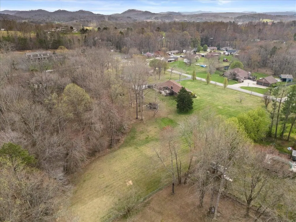 68 Kelso Trail Corbin KY 40701