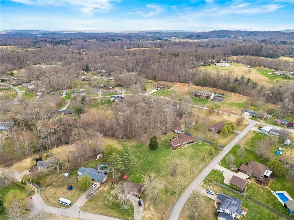 68 Kelso Trail Corbin KY 40701