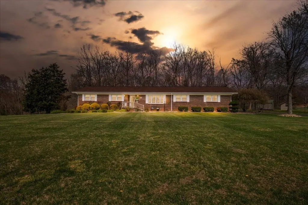 68 Kelso Trail Corbin KY 40701