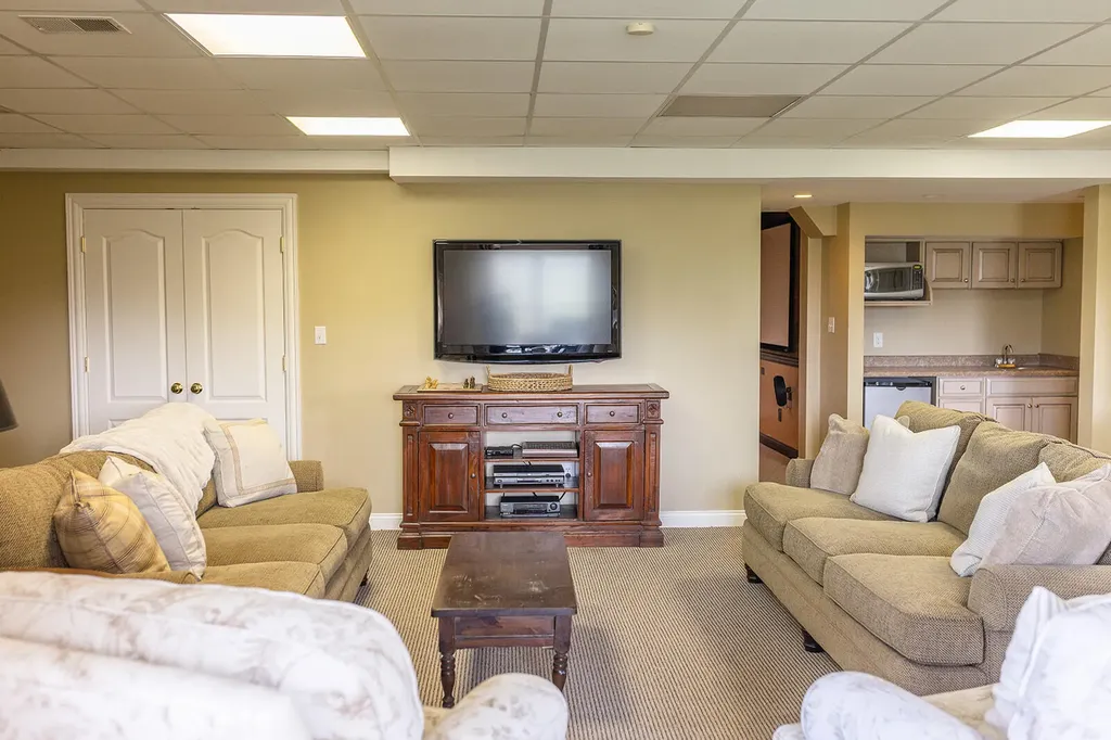 6395 Delaney Ferry Road Versailles KY 40383