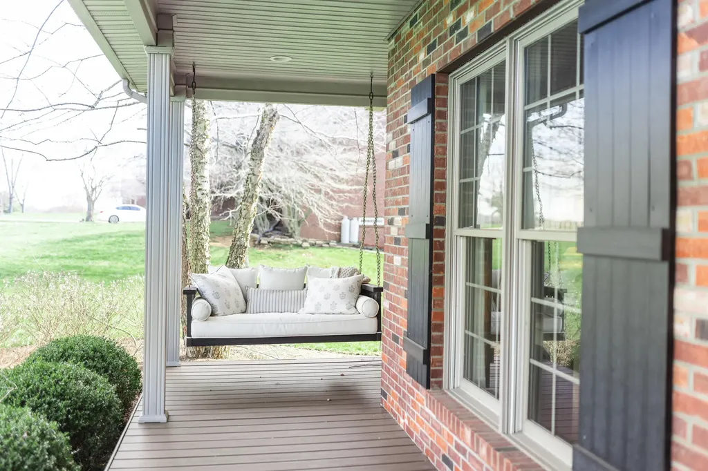 6395 Delaney Ferry Road Versailles KY 40383