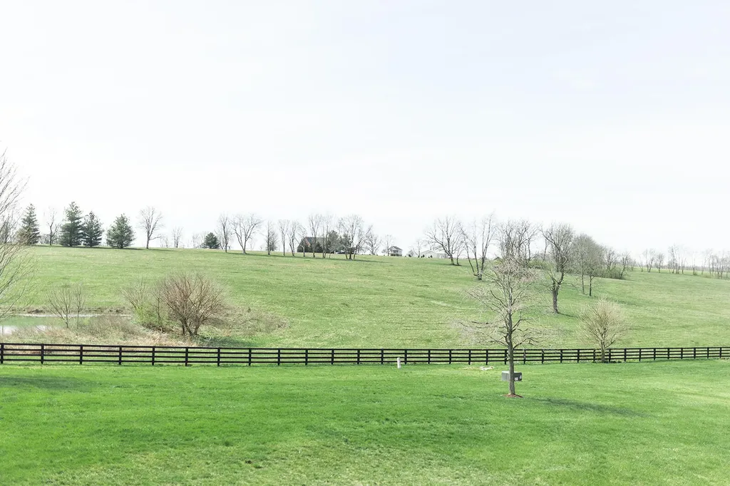 6395 Delaney Ferry Road Versailles KY 40383