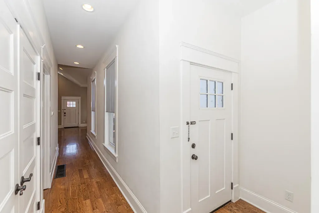 1937 Bonnycastle Avenue Louisville KY 40205