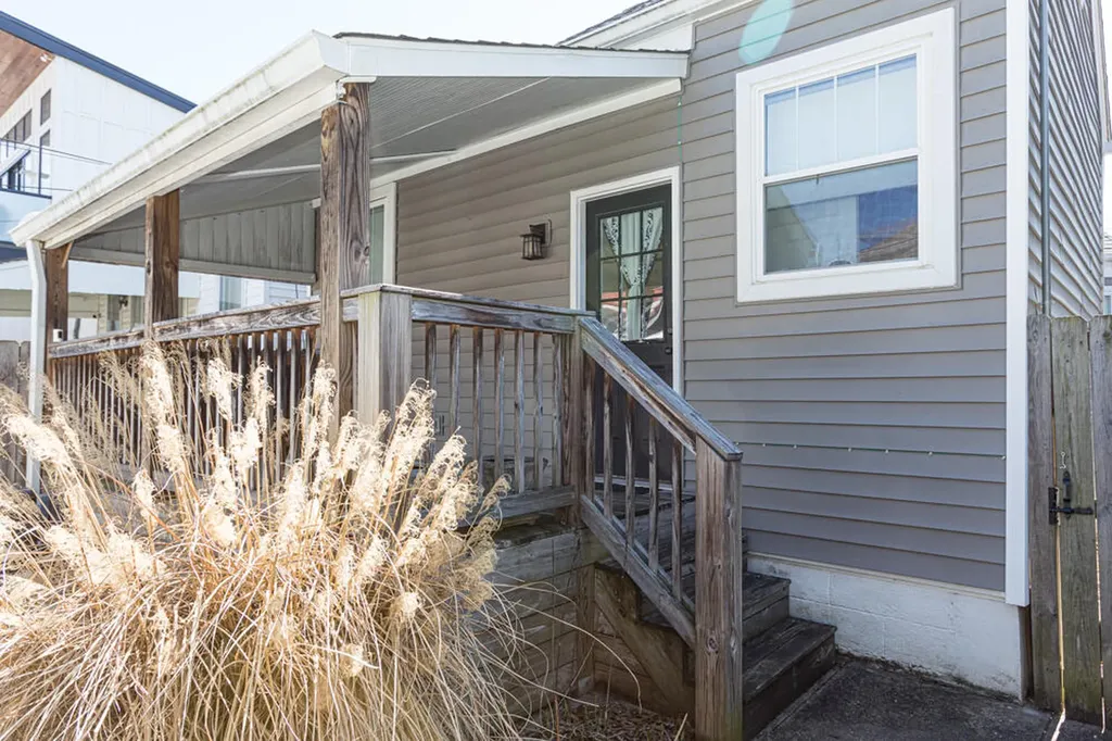 1937 Bonnycastle Avenue Louisville KY 40205