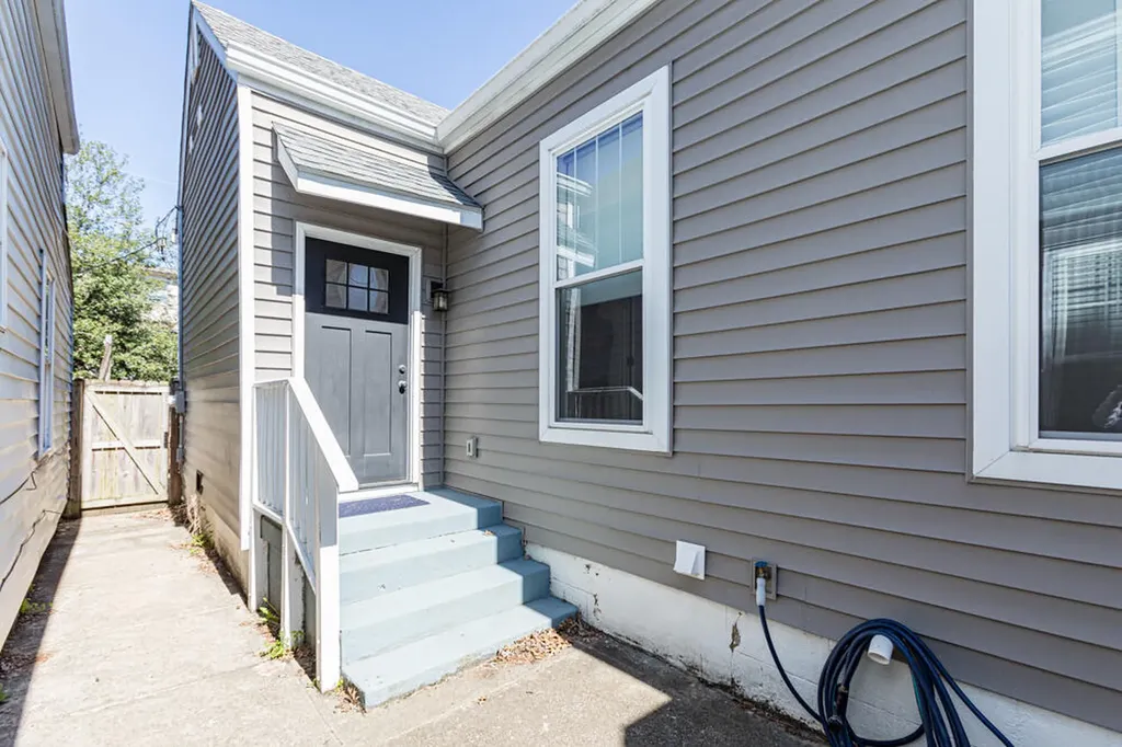 1937 Bonnycastle Avenue Louisville KY 40205