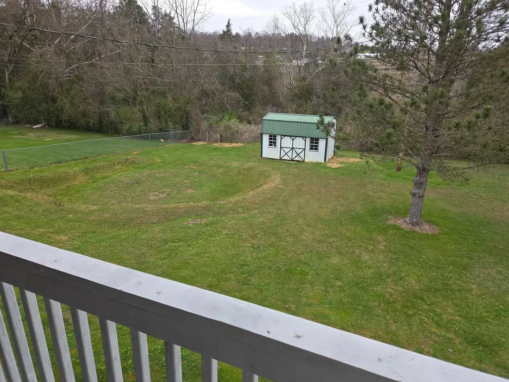 330 Whispering Woods Drive Irvine KY 40336