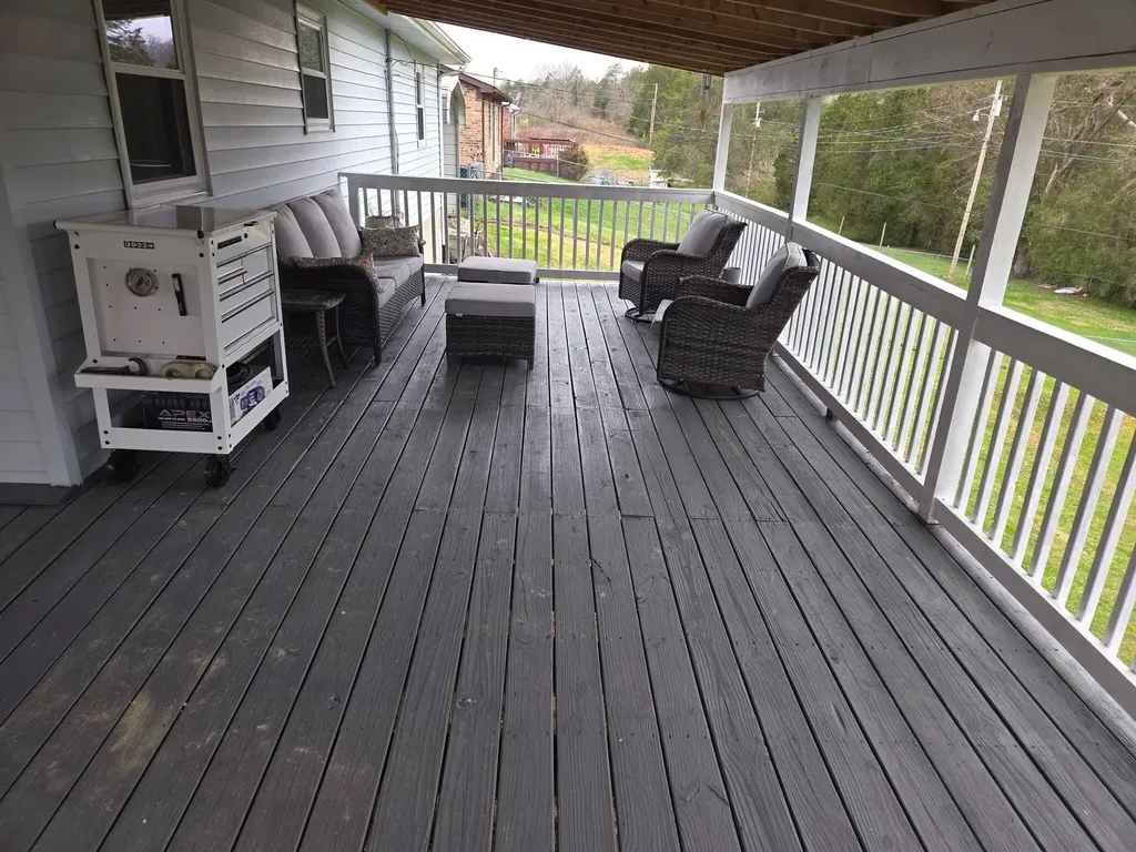 330 Whispering Woods Drive Irvine KY 40336