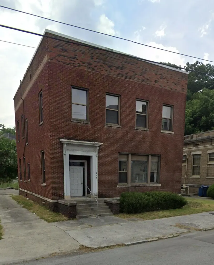 205 N 20th Street Middlesboro KY 40965