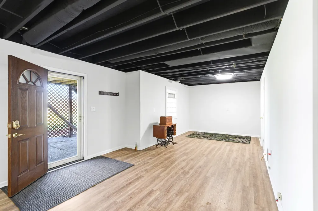1101 Waddy Road Waddy KY 40076