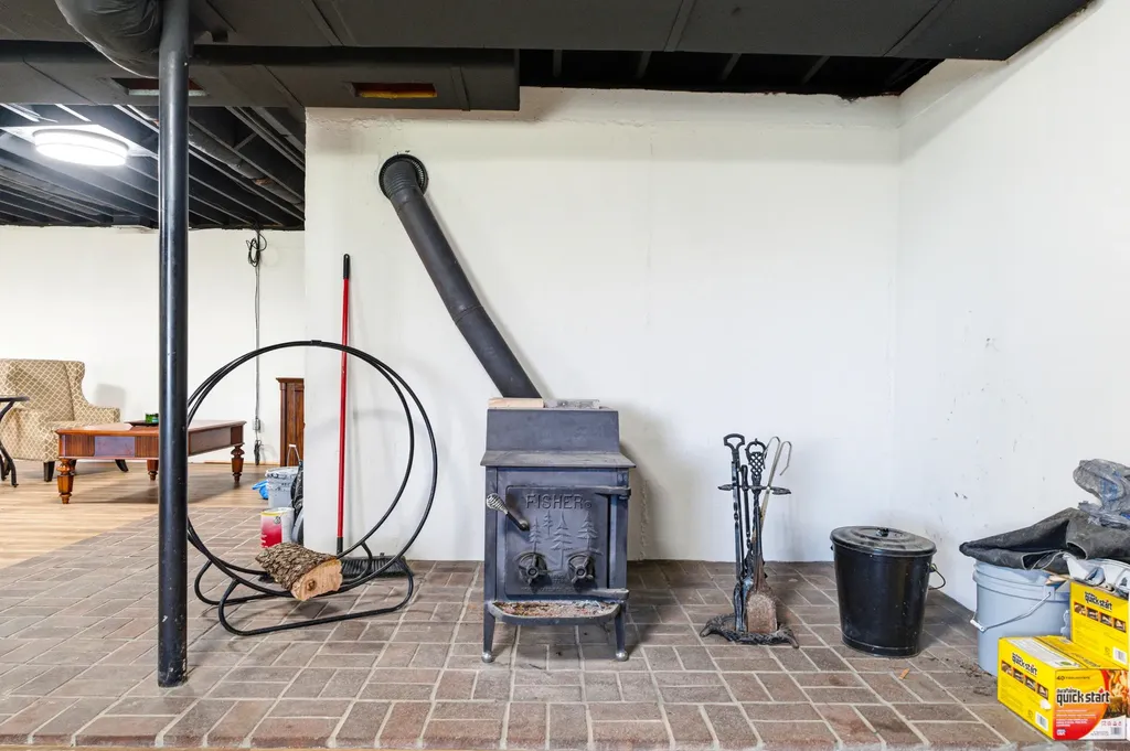 1101 Waddy Road Waddy KY 40076