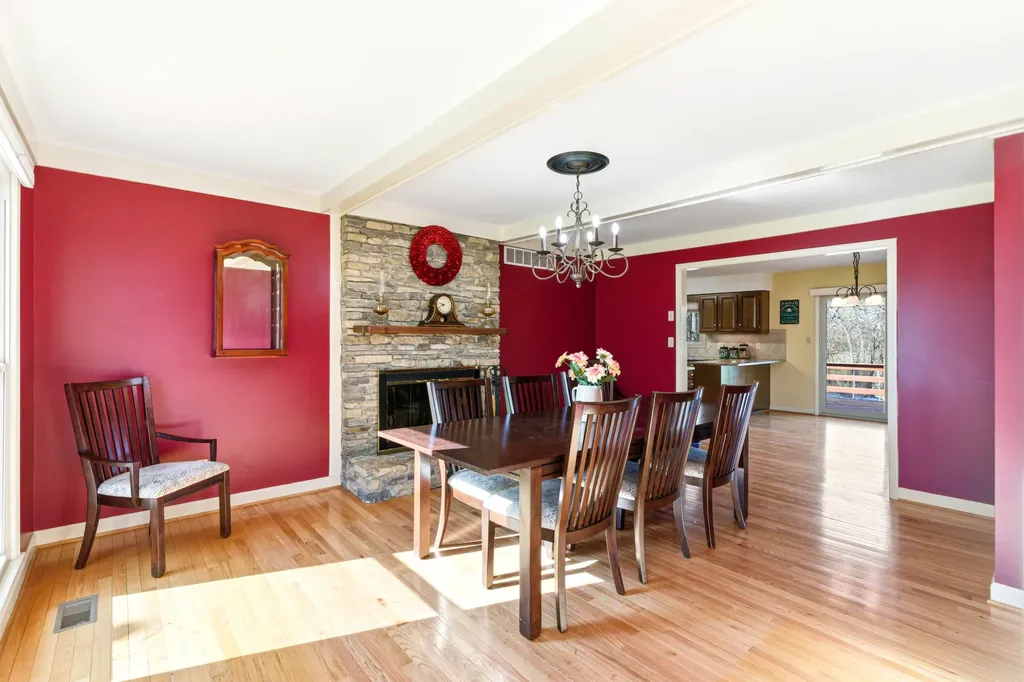 1101 Waddy Road Waddy KY 40076