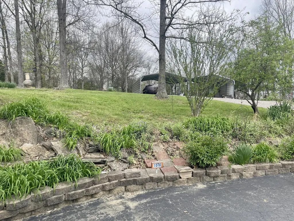 1576 Taylor Branch Road Frankfort KY 40601
