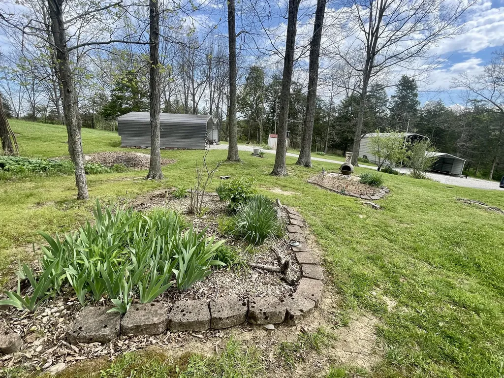 1576 Taylor Branch Road Frankfort KY 40601