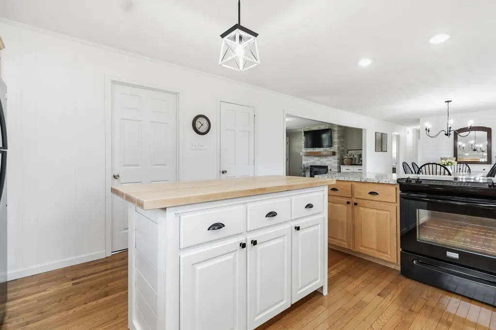 102 Sherwood Drive Stanford KY 40484