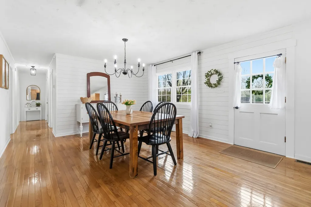 102 Sherwood Drive Stanford KY 40484