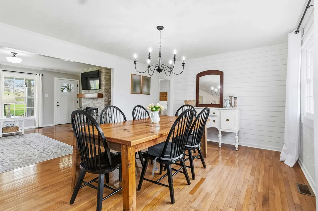 102 Sherwood Drive Stanford KY 40484