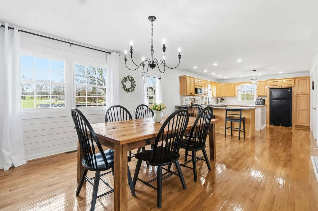 102 Sherwood Drive Stanford KY 40484