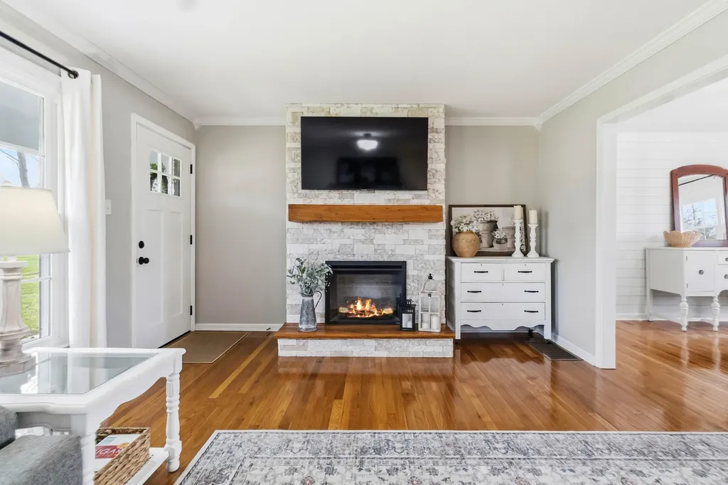 102 Sherwood Drive Stanford KY 40484