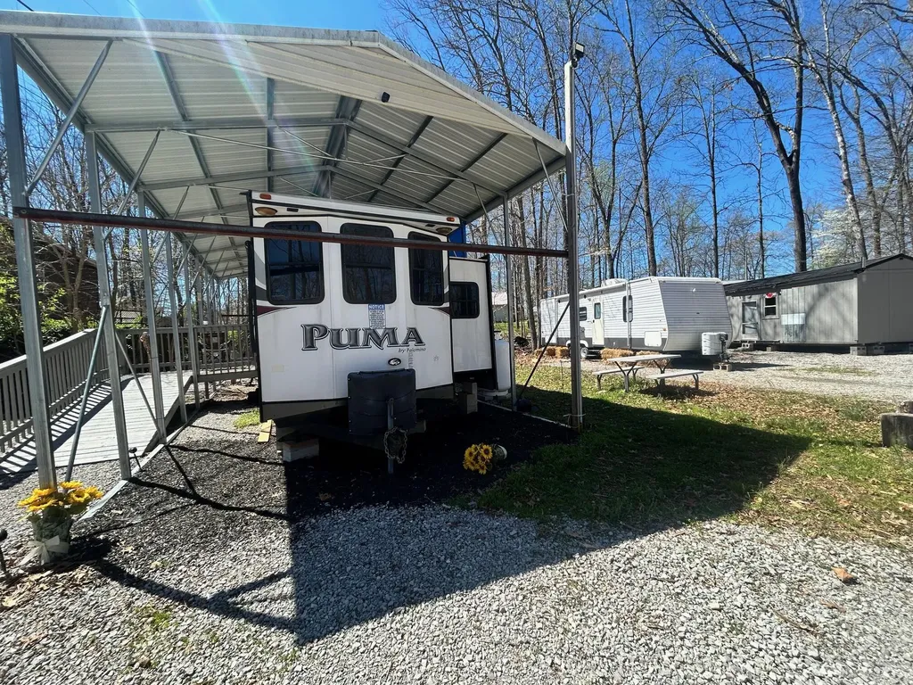 85 Hardwick Lane Bronston KY 42518