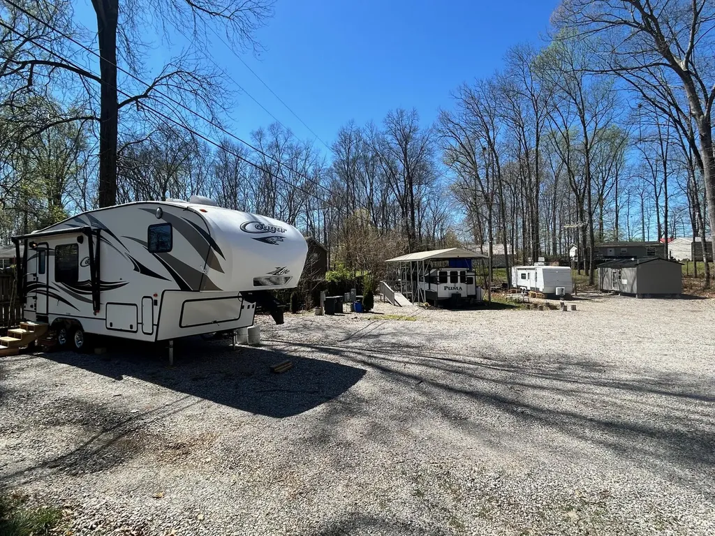 85 Hardwick Lane Bronston KY 42518