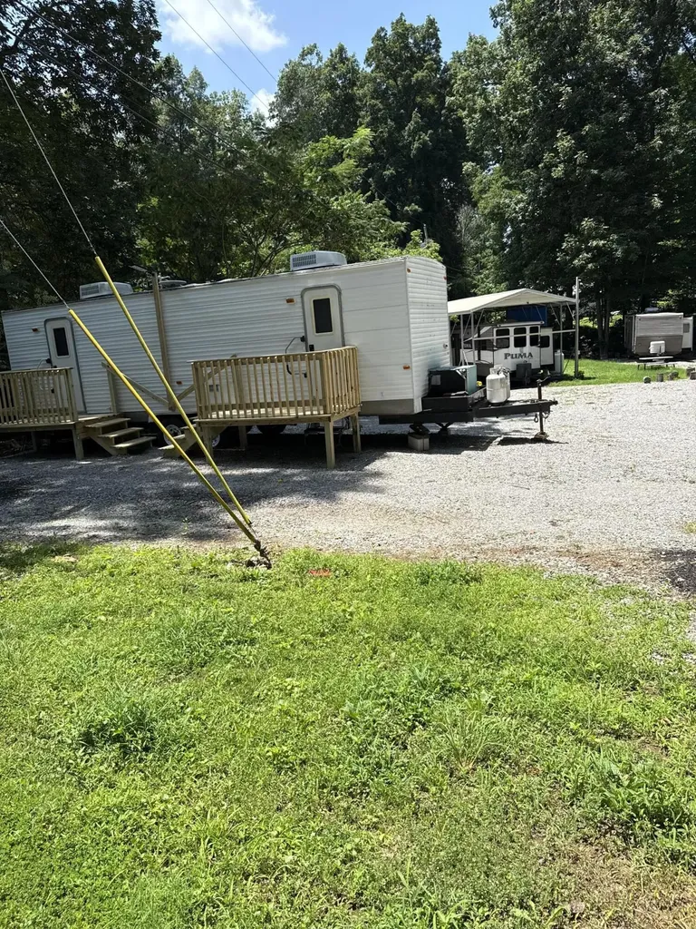85 Hardwick Lane Bronston KY 42518