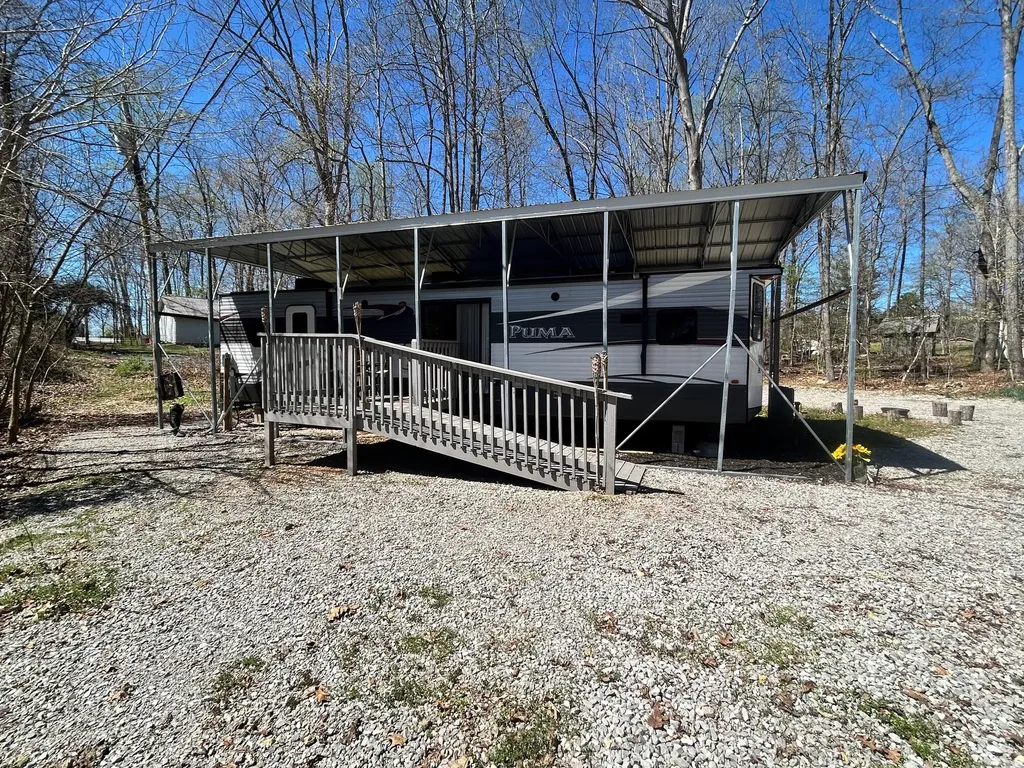 85 Hardwick Lane Bronston KY 42518