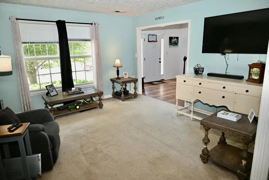 212 Hickory Ridge Lane Paris KY 40361