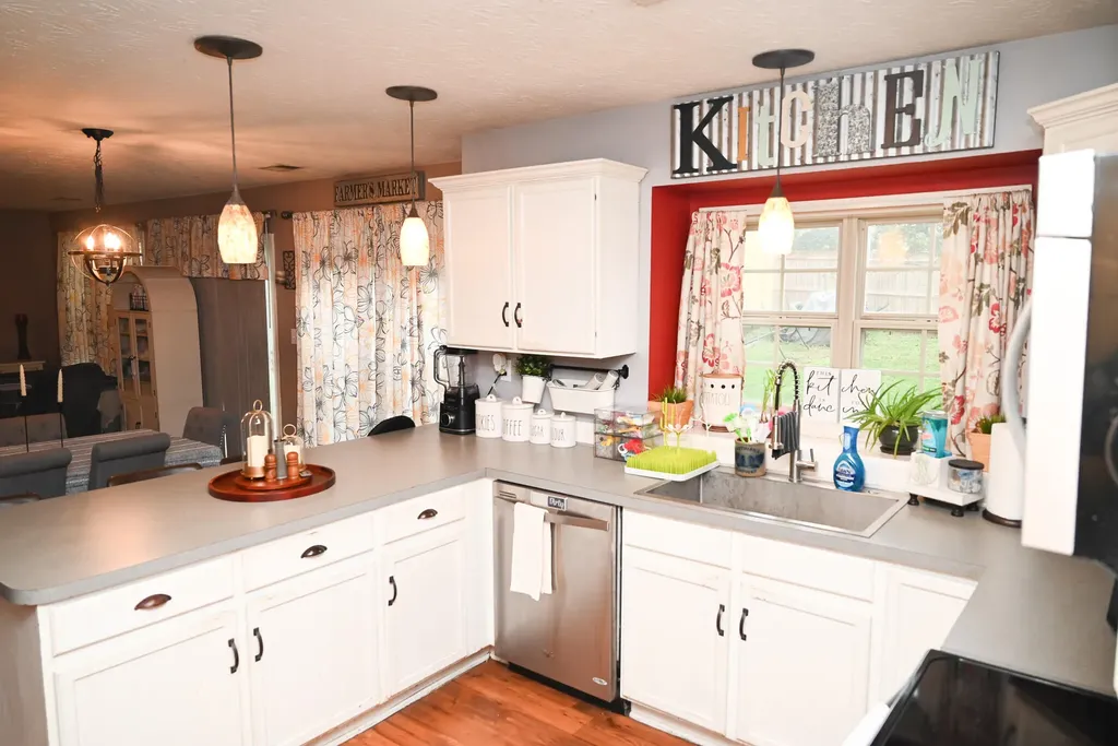 212 Hickory Ridge Lane Paris KY 40361